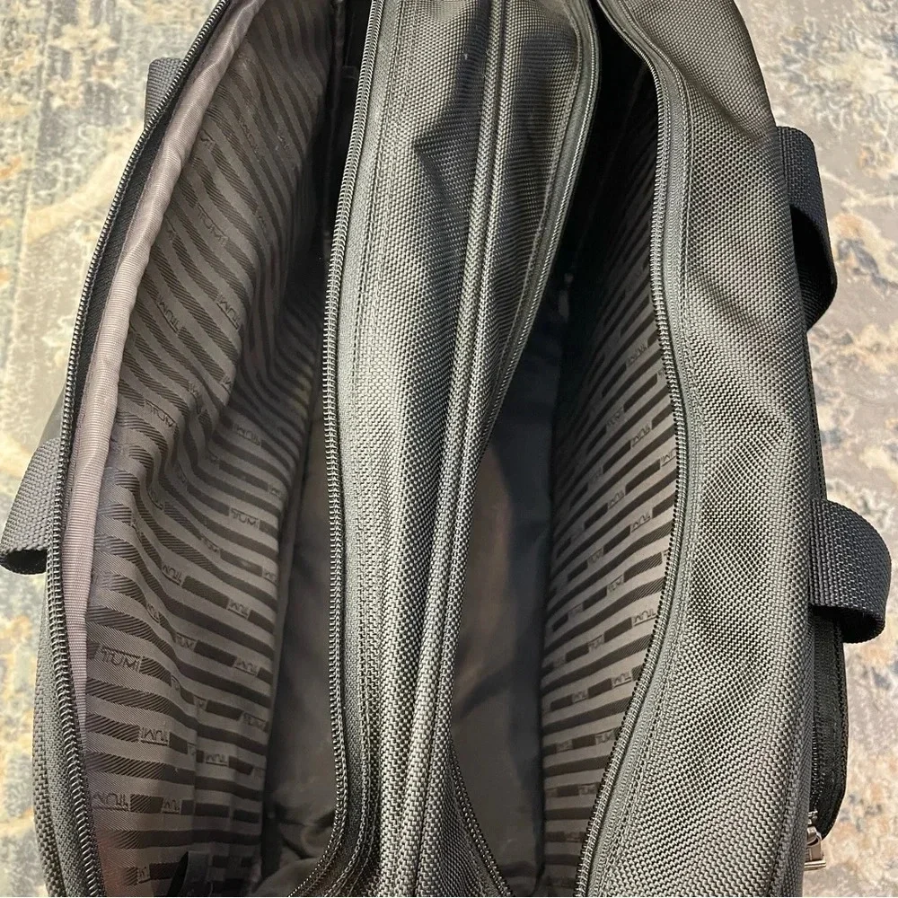 Tumi ballistic nylon boarding case
